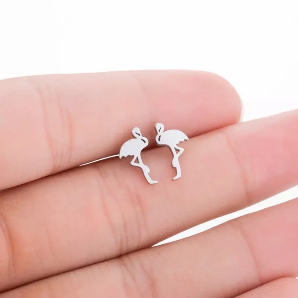 🎉 New Silver Plated Flamingo Stud Earrings